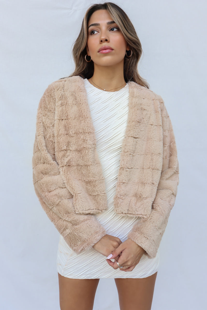 Misty Faux Fur Jacket - Cream