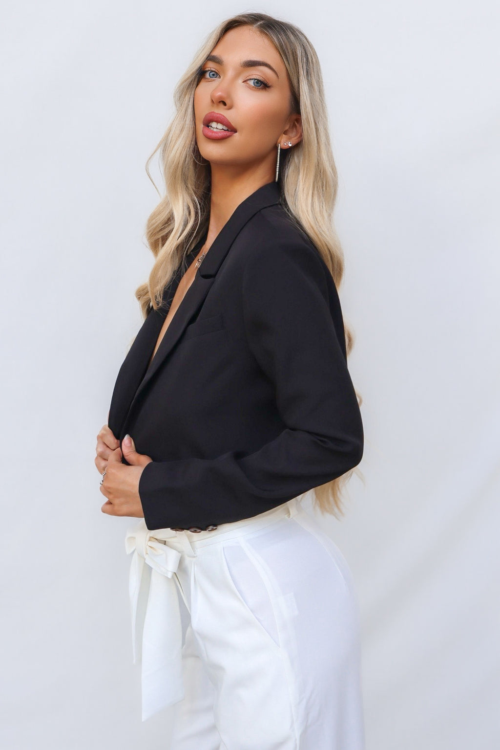 Stefani Cropped Blazer - Black